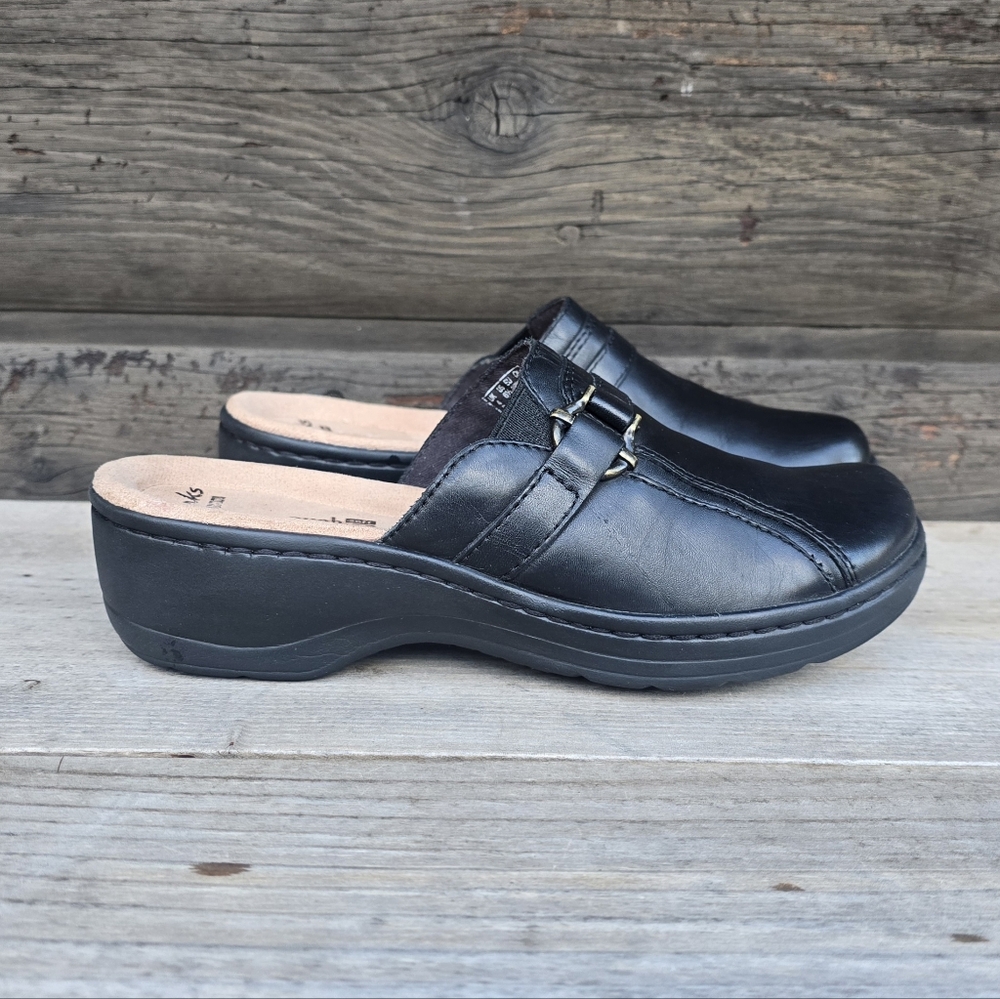 Clarks NEW Hayla Classic Minimalist Black Leather Comfort Mules 6.5M